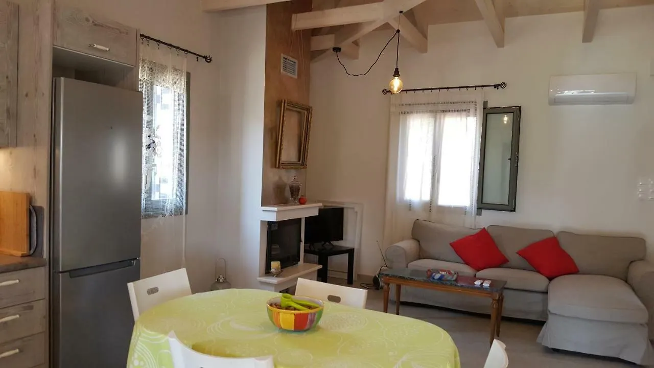 Casa Rossa Villa Pesádha